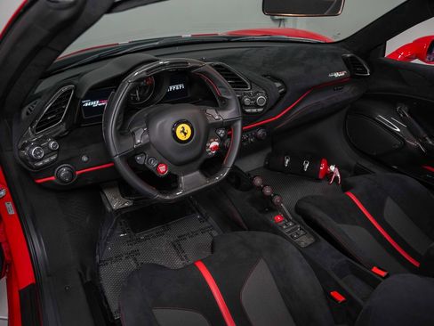 Used 2020 Ferrari 488 Pista Spider image 46