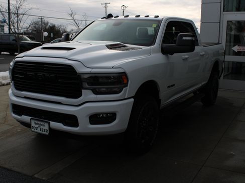 Used 2023 RAM 2500 Laramie w/ Night Edition image 3