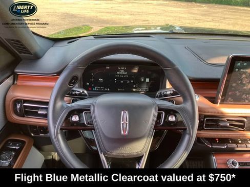 Used 2023 Lincoln Aviator Reserve w/ Equipment Group 201A AWD/4WD image 7