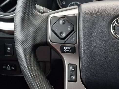 Certified 2023 Toyota Tacoma Limited AWD/4WD image 21