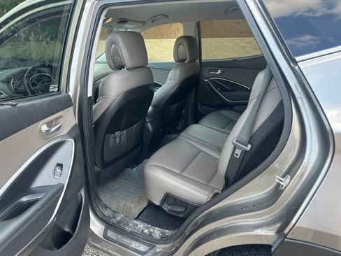Used 2018 Hyundai Santa Fe Sport FWD image 4