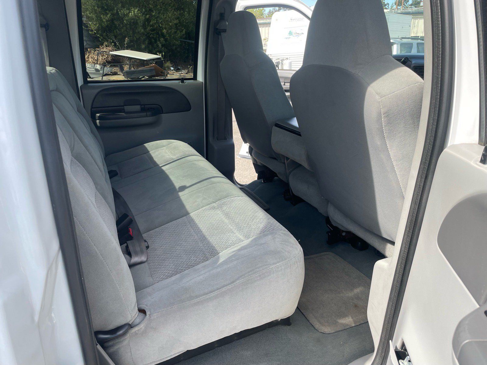 Used 2003 Ford F250 XLT AWD/4WD image 13