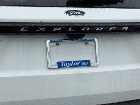 New 2026 Ford Explorer Active AWD/4WD image 8