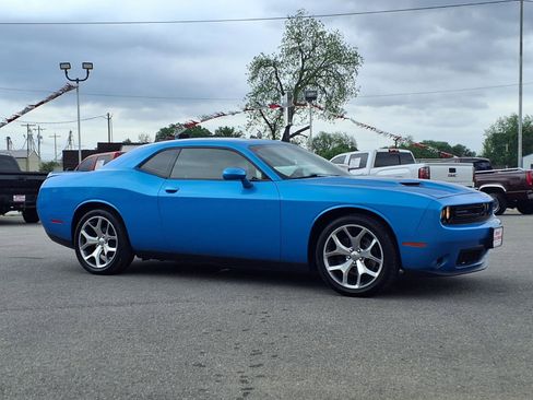 Used 2023 Dodge Challenger SXT w/ Blacktop Package RWD image 22