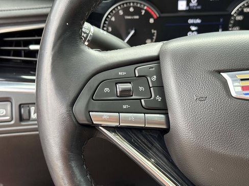 Used 2023 Cadillac XT6 Premium Luxury FWD image 17