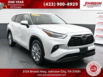 Used 2023 Toyota Highlander Limited