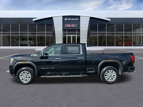 Certified 2023 GMC Sierra 2500 Denali image 2