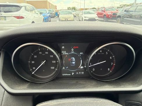 Used 2020 Land Rover Discovery SE AWD/4WD image 15