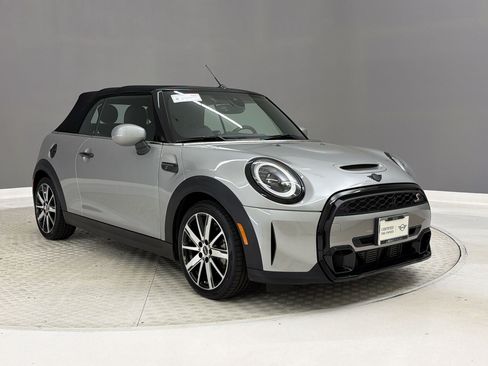 Used 2024 MINI Cooper S FWD image 7