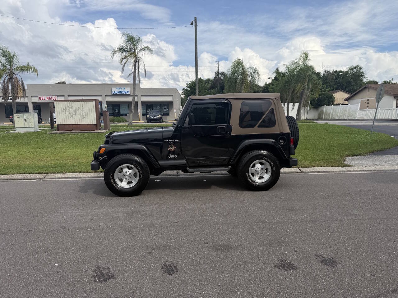 Used 2001 Jeep Wrangler Sahara AWD/4WD image 6