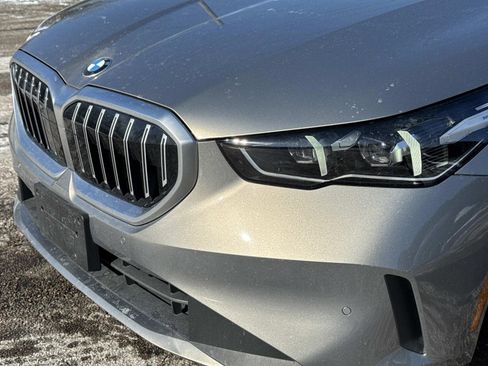 New 2025 BMW 530i xDrive AWD/4WD image 10