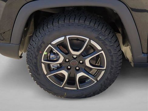 New 2026 Jeep Compass Trailhawk image 10