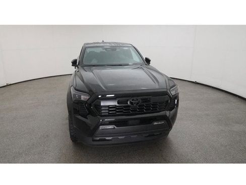 New 2025 Toyota Tacoma TRD Off-Road image 14