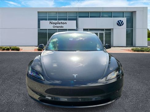 Used 2024 Tesla Model Y Long Range AWD/4WD image 33