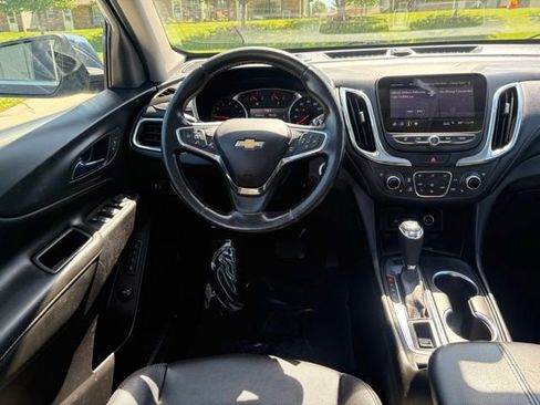 Used 2020 Chevrolet Equinox Premier AWD/4WD image 24