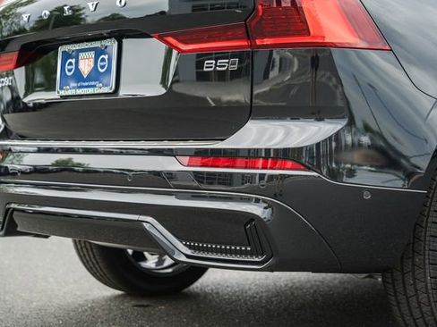 New 2026 Volvo XC60 B5 Plus w/ Protection Package Premier AWD/4WD image 9