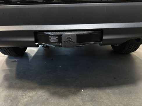 Used 2020 Toyota Highlander Limited image 5