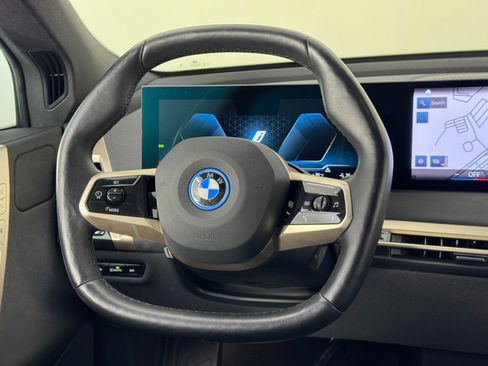 Used 2022 BMW iX xDrive50 w/ Sport Package image 20