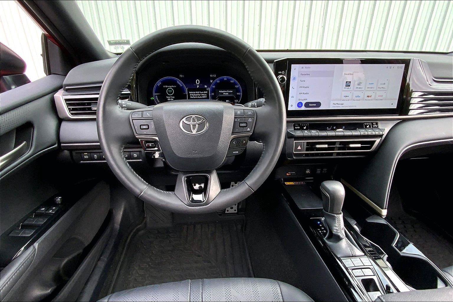 Used 2025 Toyota Camry XSE AWD/4WD image 5