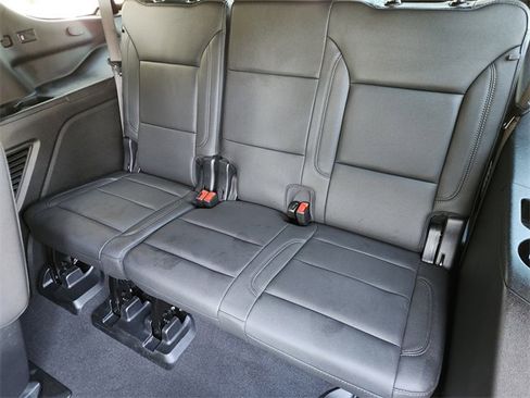 Used 2023 Chevrolet Tahoe Z71 w/ Off-Road Capability Package image 22