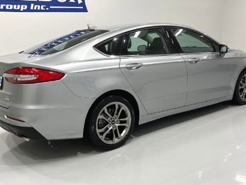 Used 2020 Ford Fusion SEL image 21