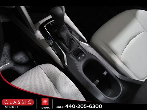 Certified 2025 Toyota Corolla Cross L image 15