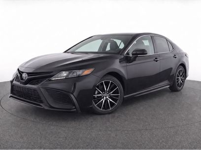 Used 2024 Toyota Camry SE w/ Cold Weather Package