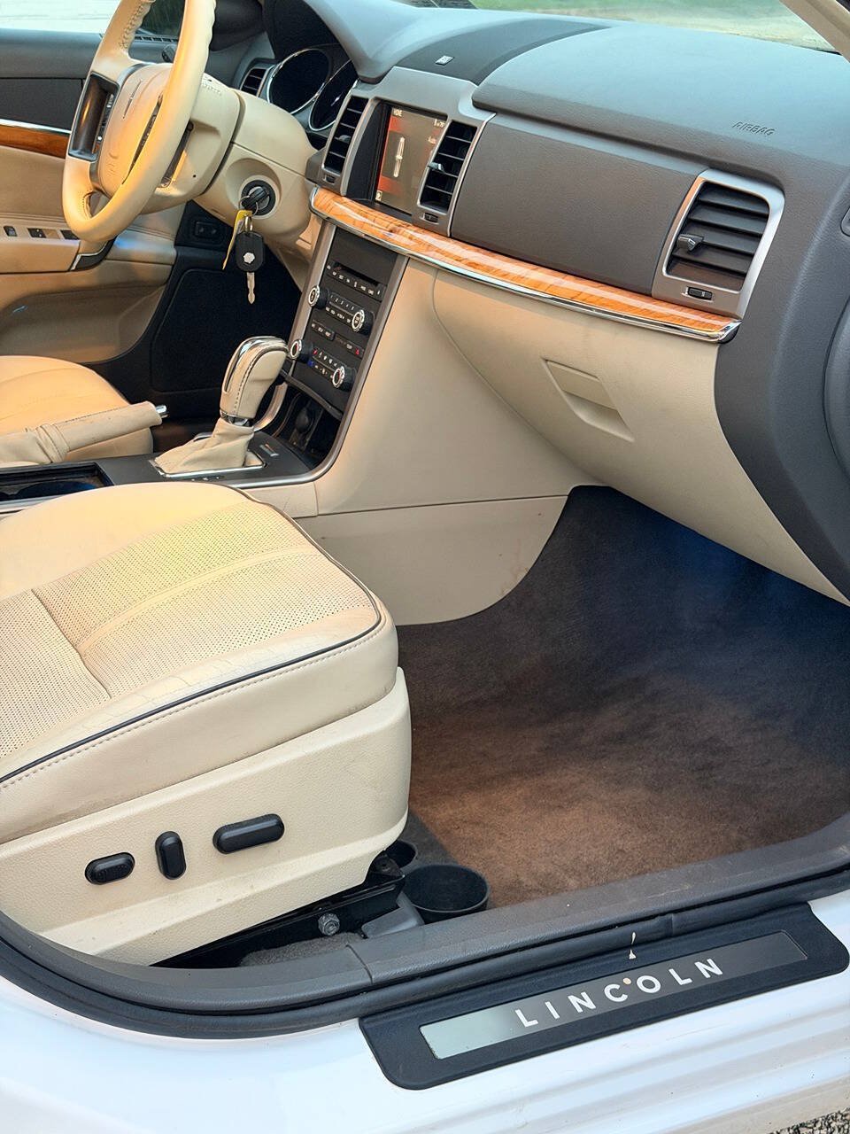 Used 2011 Lincoln MKZ AWD w/ 102A Rapid Spec Order Code image 22