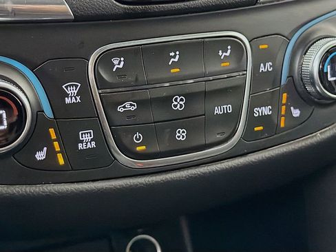 Used 2024 Chevrolet Equinox LT image 22