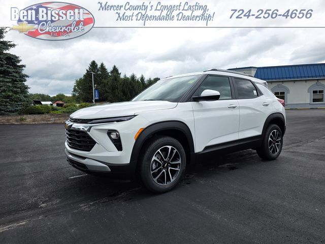 New 2026 Chevrolet TrailBlazer LT w/ LT Cold Weather Package AWD/4WD image 1
