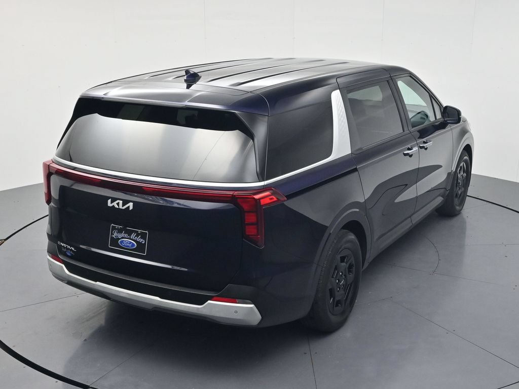 Used 2025 Kia Carnival FWD image 37