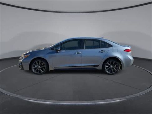 Used 2023 Toyota Corolla SE image 5
