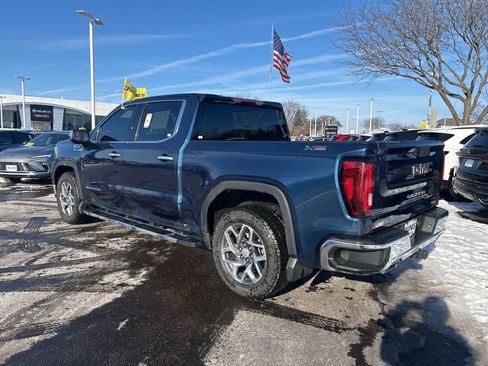 Used 2023 GMC Sierra 1500 SLT w/ SLT Premium Package image 7