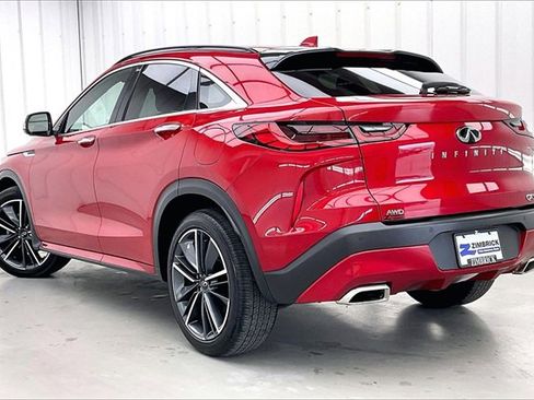 Certified 2024 INFINITI QX55 Essential image 12