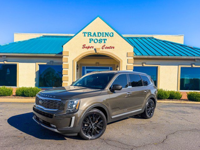 Used 2021 Kia Telluride SX w/ Towing Package FWD image 2