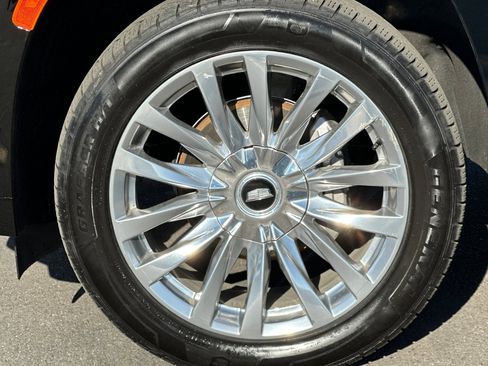 Certified 2024 Cadillac Escalade Premium Luxury image 44