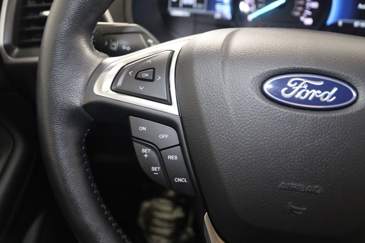 Used 2023 Ford Edge SEL w/ Convenience Package AWD/4WD image 28