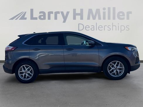 Used 2022 Ford Edge SEL AWD/4WD image 6