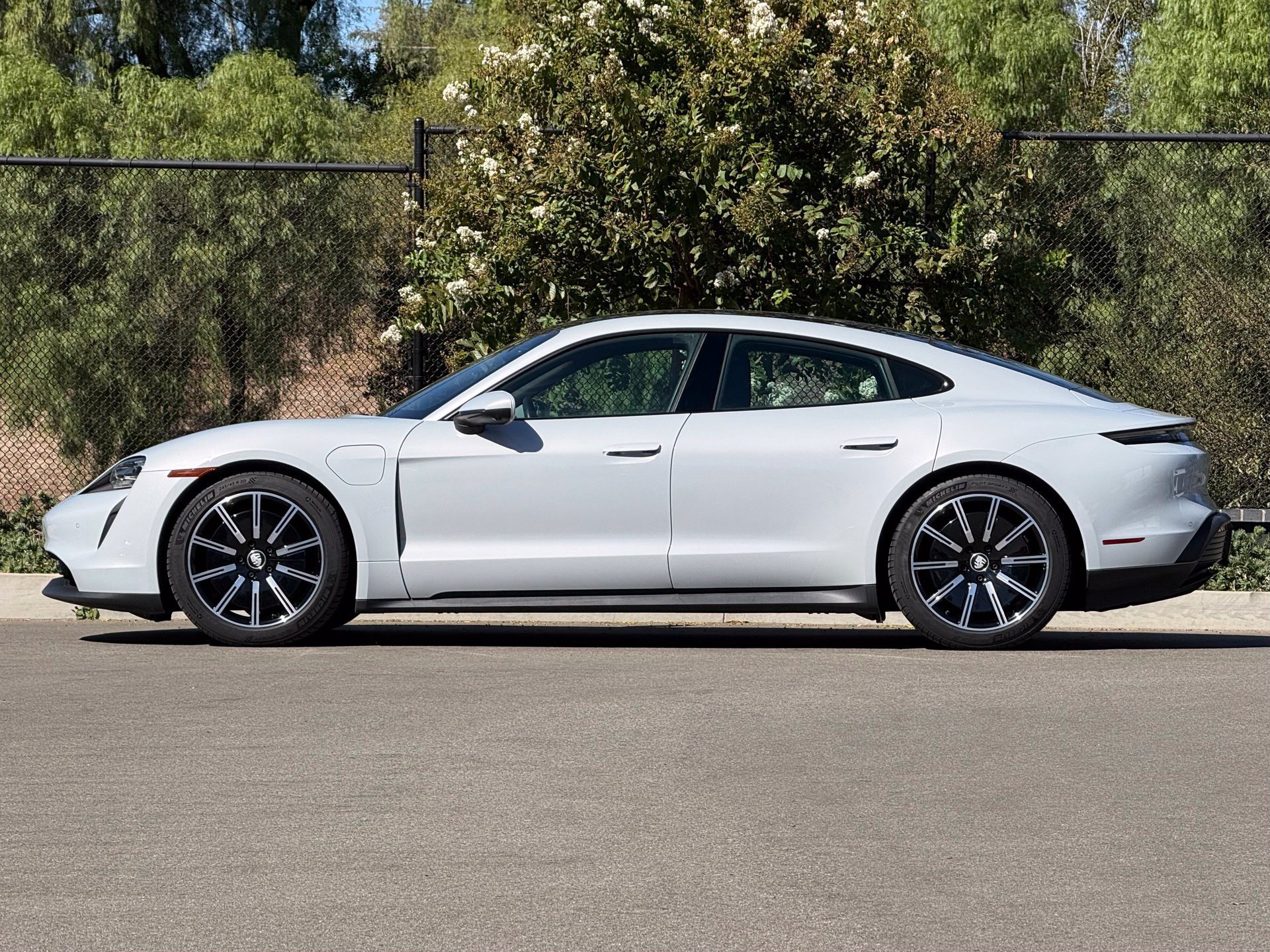 Certified 2023 Porsche Taycan RWD image 2