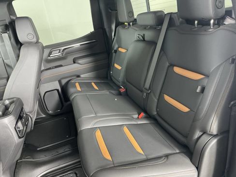Used 2026 GMC Sierra 1500 AT4 w/ Technology Package AWD/4WD image 25