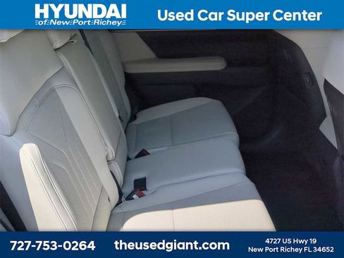 New 2026 Hyundai Santa Fe SE image 21