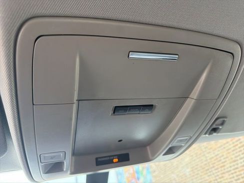 Used 2015 GMC Sierra 3500 2WD Regular Cab image 19