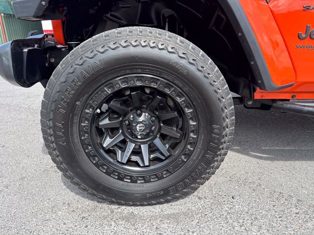 Used 2018 Jeep Wrangler Unlimited Sahara w/ Safety Group AWD/4WD image 4