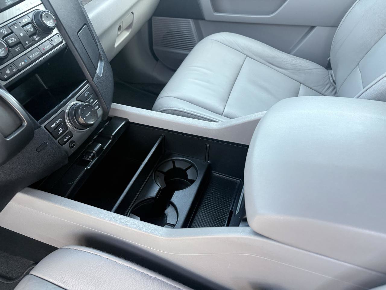 Used 2013 Honda Pilot Touring image 6