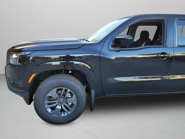 Used 2026 Nissan Frontier SV w/ Tow Package RWD image 7