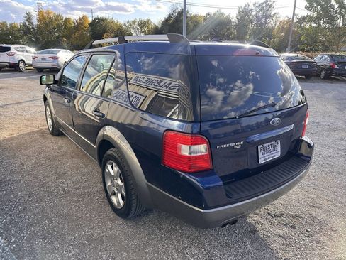Used 2007 Ford Freestyle SEL image 4