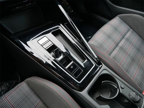 Used 2023 Volkswagen GTI 40th Anniversary Edition image 24