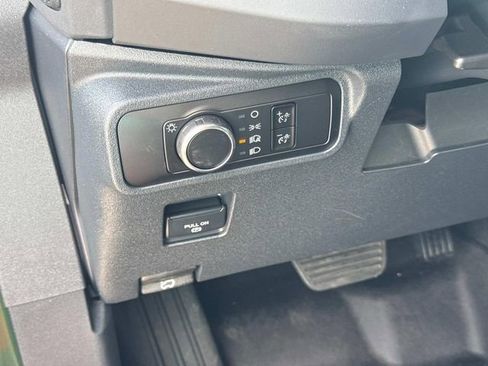 Used 2025 Ford Bronco 4-Door image 29