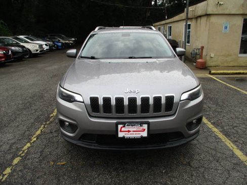 Used 2019 Jeep Cherokee Latitude w/ Popular Appearance Group AWD/4WD image 11
