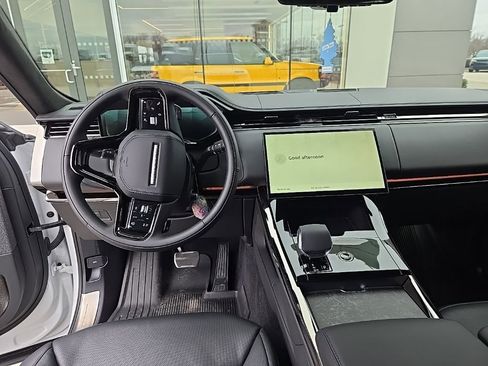 Used 2025 Land Rover Range Rover Sport Autobiography image 14